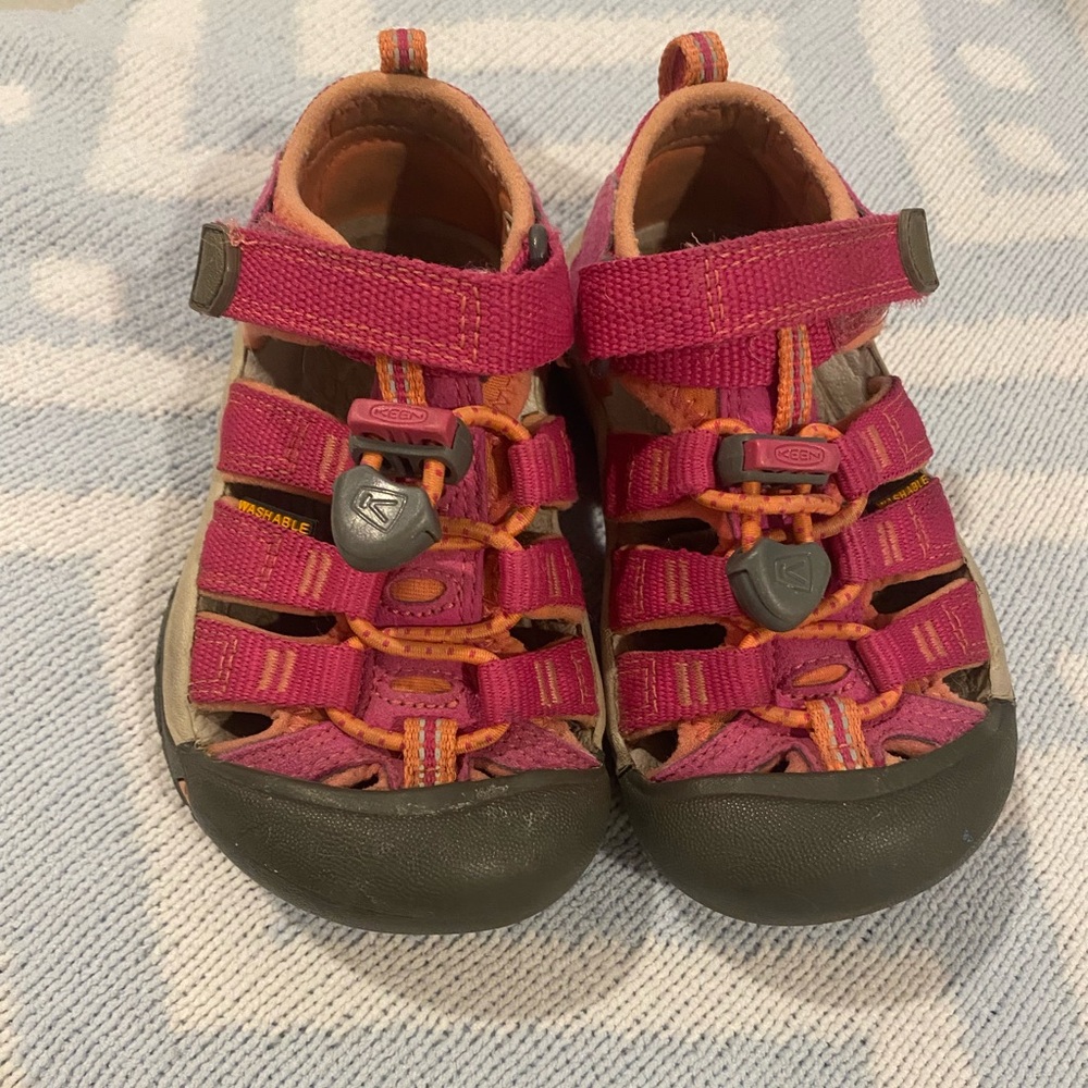 Keen newport H2 sandal toddler size US 8